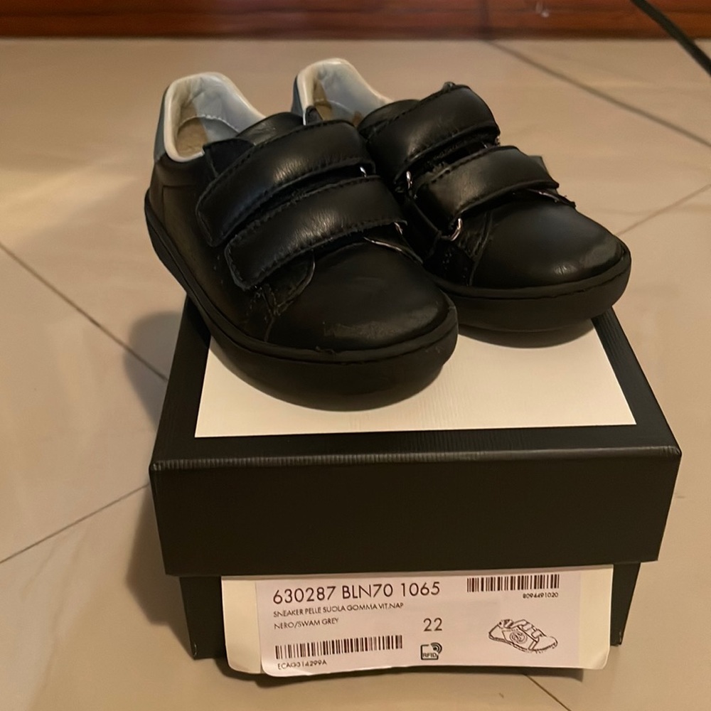 Gucci shoes for toddler size 22EU(US size 6)